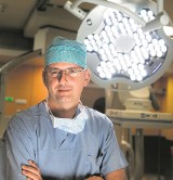 Krakowscy kardiochirurdzy przebudowali serce 1,5-rocznego Januszka. Poziom skomplikowania operacji można porównać do lądowania na księżycu