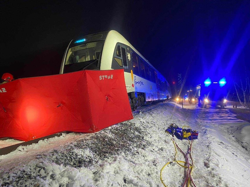 Śmiertelny wypadek na przejeździe kolejowym w Mezowie....