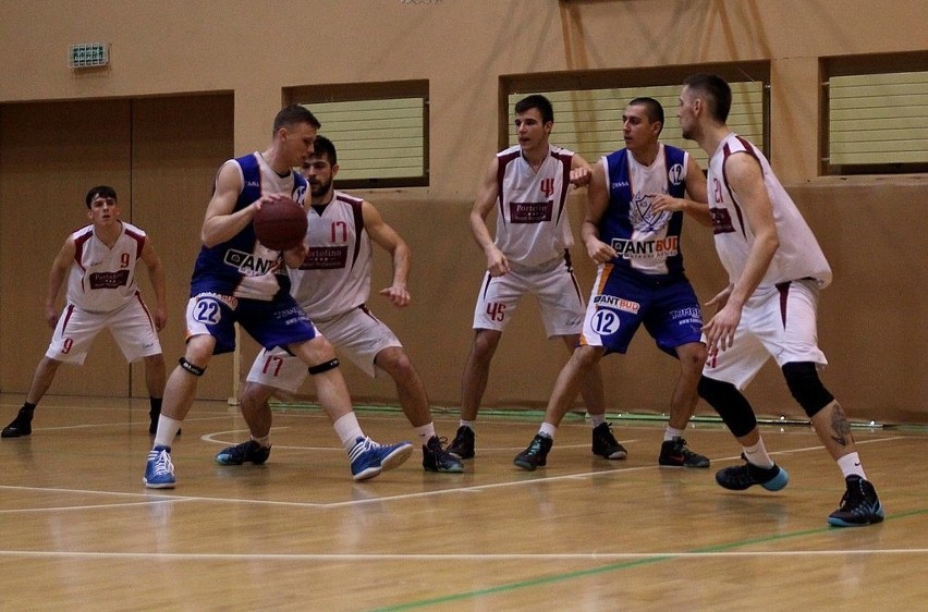 Mecz 3. ligi AKM Włocławek - Noteć 1938 Inowrocław 87:75