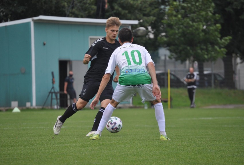 Mecz kontrolny. Górnik Zabrze - Radomiak Radom 3:3. W radomskim zespole zagrała spora ilość piłkarzy testowanych