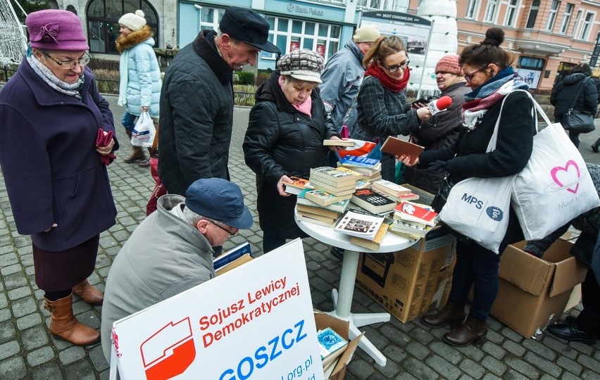 Akcję „Książka pod choinkę” wymyślił Ireneusz Nitkiewicz,...