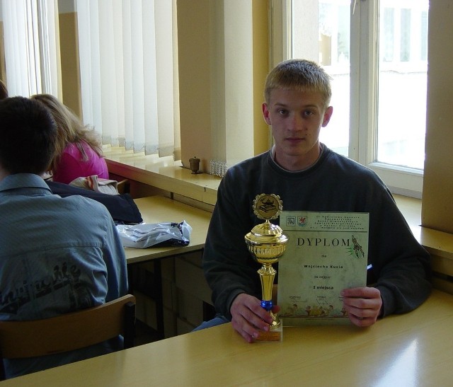 W konkursie matematycznym wśród uczniów szkół gimnazjalnych z powiatu stargardzkiego zwyciężył Wojciech Kuć z GM4.