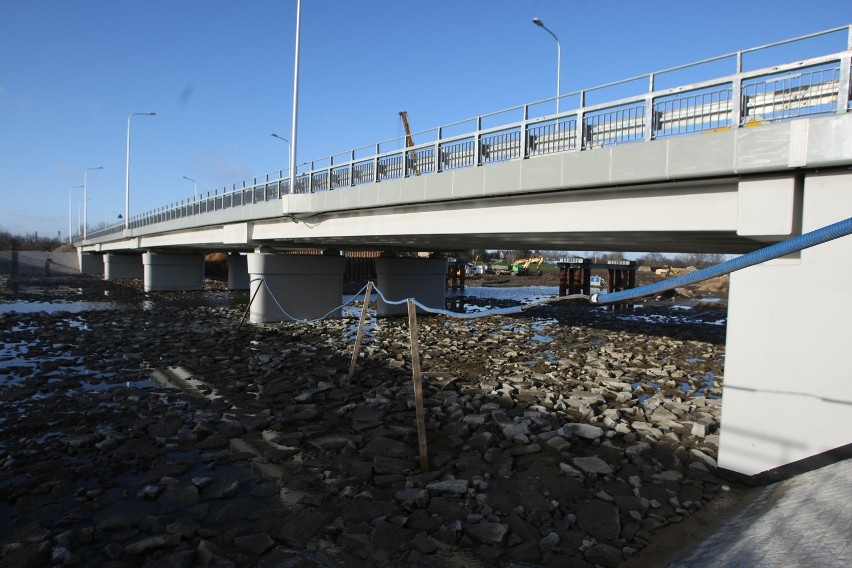 Most Strachociński na przełomie 2016 i 2017 roku. To już...