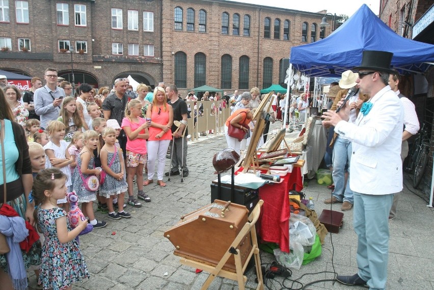 Art Jarmark 2014, czyli jarmark sztuki w Nikiszowcu [ZDJĘCIA]