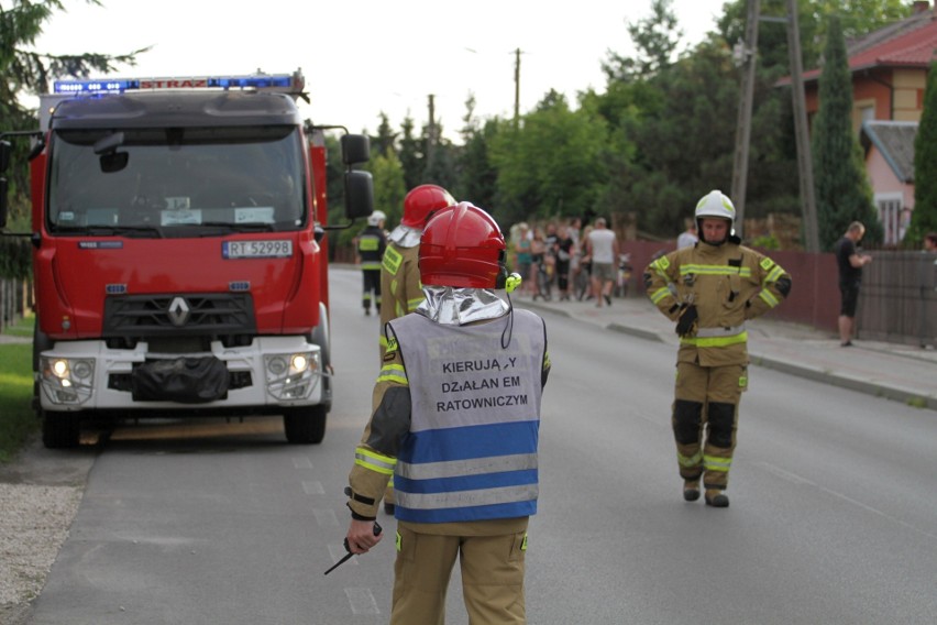 Tragedia w Grębowie. Młody mężczyzna skoczył na główkę do basenu. Nie ma czucia w nogach