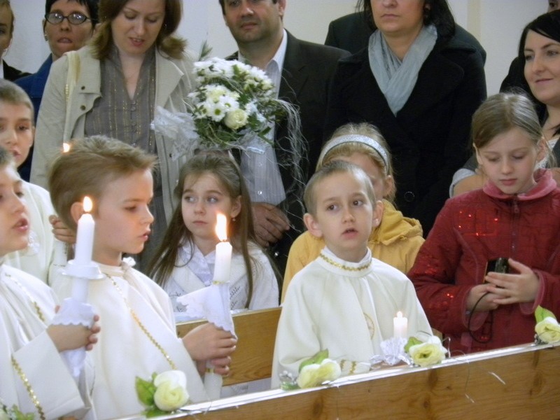 Pierwsza Komunia w parafii Świętych Cyryla i Metodego w Hajnówce