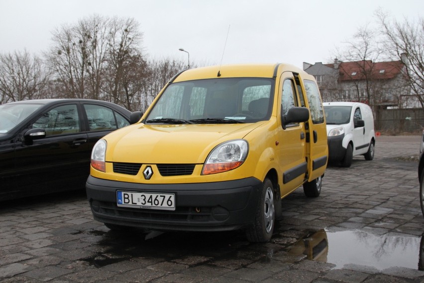 Renault Kangoo, rok 2004, 1,5 diesel, 6500 zł;