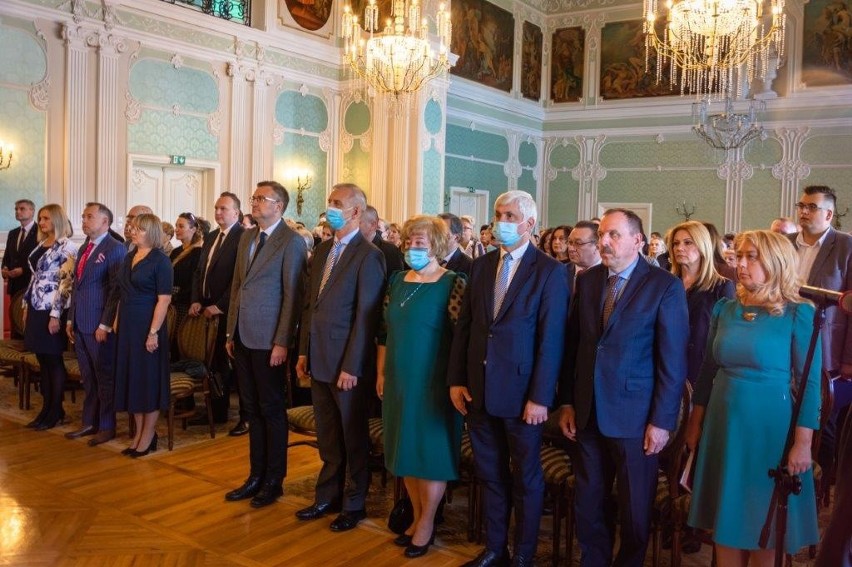 W trakcie ceremonii wojewoda podlaski Bohdan Paszkowski...