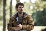 "Outcast: Opętanie". 2. sezon serialu zbliża się wielkimi krokami. Poznajcie ciekawostki na temat produkcji [WIDEO+ZDJĘCIA]