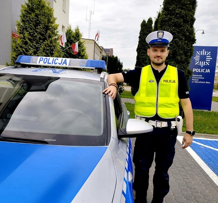 Mazury/Białystok. Miesiąc przed terminem porodu odeszły jej wody. Mercedesa z ciężarną do szpitala eskortowała policja