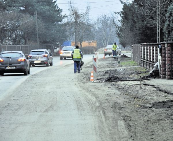 Stan ulicy Lubockiej jest fatalny. Mimo że trwa tam remont, mieszkańcy nie widzą postępu prac. Urzędnicy wręcz przeciwnie