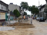 Zamknięto dla ruchu ul. Waryńskiego w Pabianicach, a miał być tylko remont sieci kanalizacyjnej