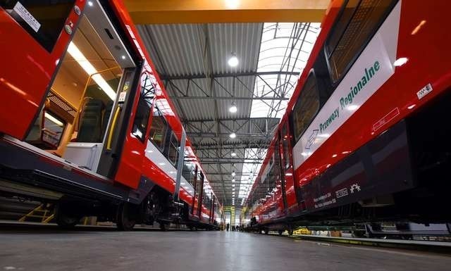 Połączenia BiT-City między Toruniem i Bydgoszczą obsługują na ogół „Elfy”,  nowoczesne pociągi z bydgoskiej Pesy