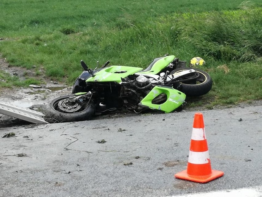 Wypadek motocyklisty na drodze Sobótka - Przezdrowice