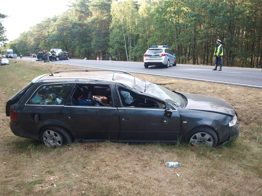 Jak wynika z ustaleń policji, kierowca volkswagena tourana,...