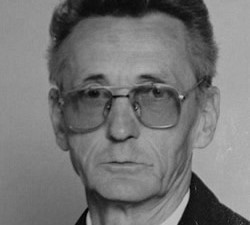 Adam Konieczny (1937-2022)