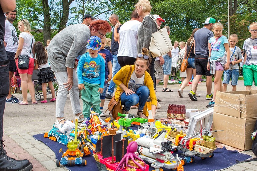 Pchli targ w Darłowie po raz trzeci [zdjęcia, program wydarzeń]