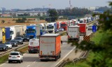 Autostrada A4 na Dolnym Śląsku zakorkowana. Koszmarny dzień dla kierowców. Utrudnienia także na DK8 i DK35. To przez wypadki i remonty