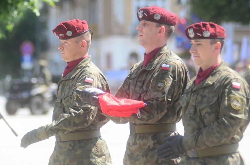 W Radomiu złożyli przysięgę wojskową żołnierze 6. Mazowieckiej Brygady Obrony Terytorialnej. Wydarzeniu towarzyszy wojskowy festyn rodzinny