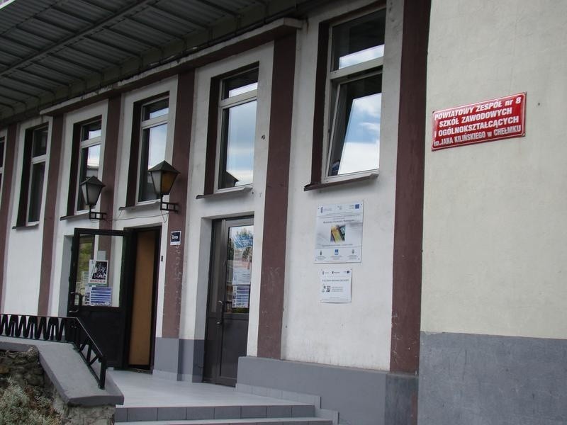 Powiatowy Zespół nr 8 Szkół w Chełmku dostał jeszcze jedną szansę na utrzymanie placówki