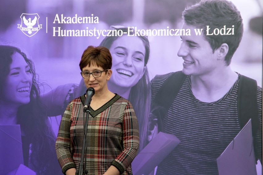 Akademia Humanistyczno-Ekonomiczna planuje przywracać zajęcia w uczelni