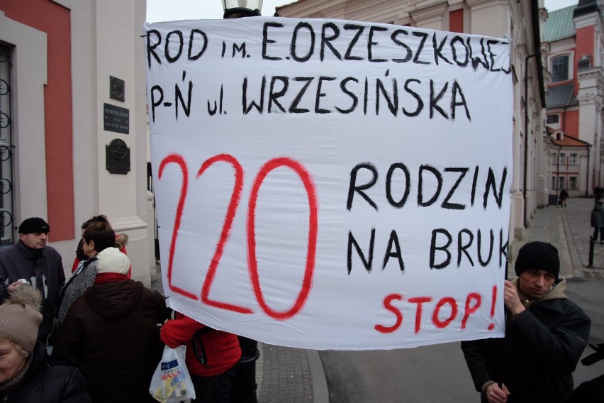 W styczniu działkowcy protestowali przed poznańskim Urzędem...