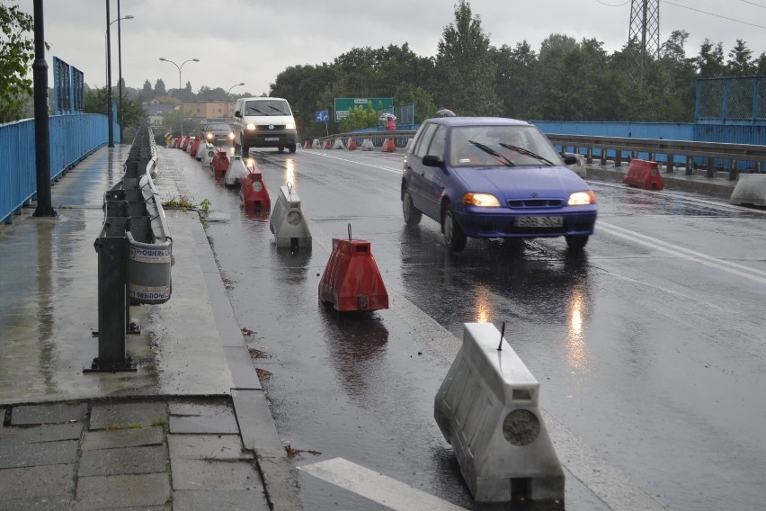 Most na Żorskiej w Rybniku od czterech lat czeka na remont....