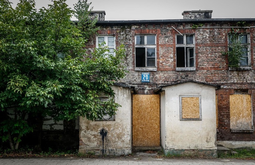 Gdańsk Orunia. Budynki mieszkalne - pustostany, które miasto...