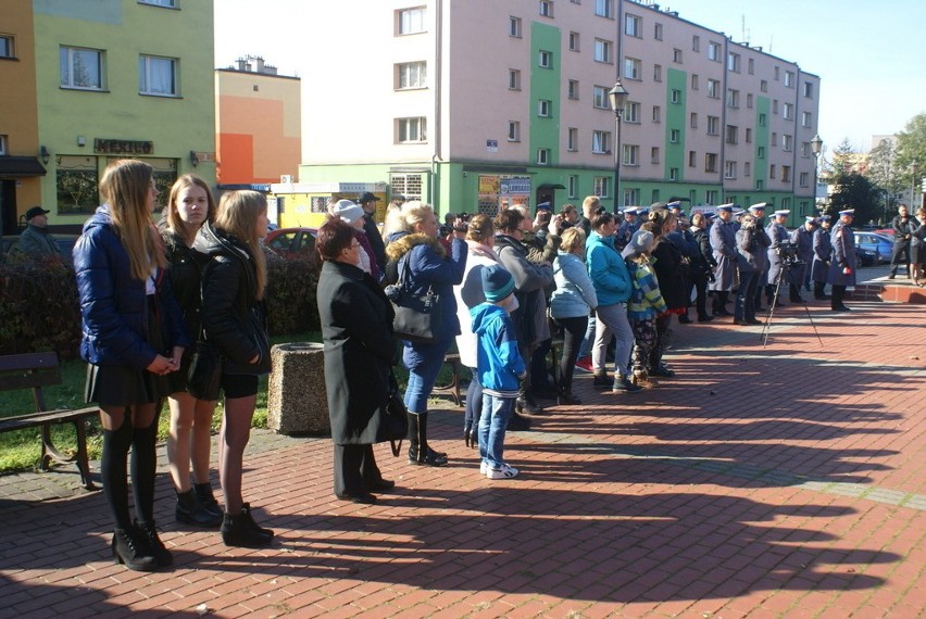 Ślubowanie klasy mundurowej III LO im. L. Szenwalda w...