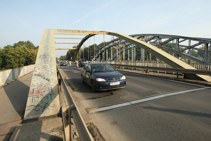 Ruszyła przebudowa południowego mostu Jagiellońskiego (ZDJĘCIA, OBJAZDY)