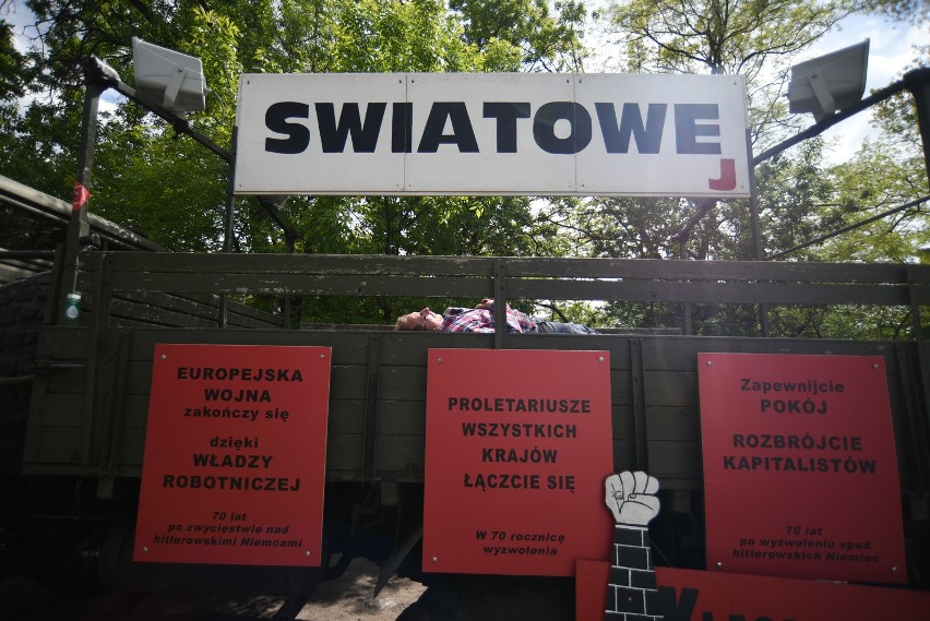 Pojazdy militarne przejechały przez Sosnowiec