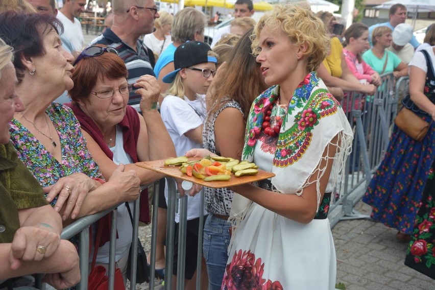 Światowy Festiwal Kwaśnicy 2016. Kulinarny pojedynek wójtów [ZDJĘCIA]