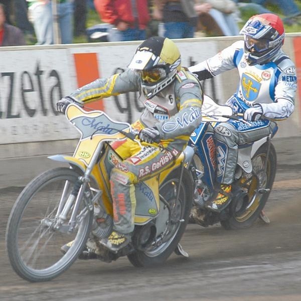 Max Dilger (prowadzi) startował już w Opolu w 2006 roku w barwach klubu z Miskolca. Wówczas wygrał wyścig juniorów.