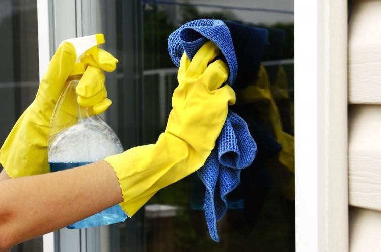 Ile za sprzątanie i mycie okien?...
