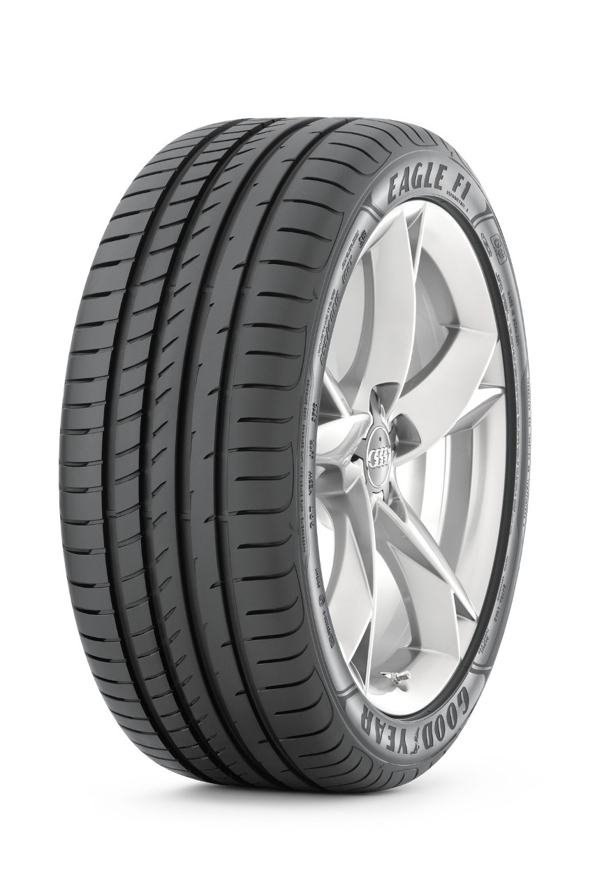 Eagle F1 Asymmetric 2  Fot: Goodyear