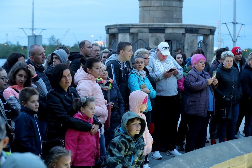 Fontanna na Wałach Chrobrego w Szczecinie "tańczy" i lekko rozczarowuje