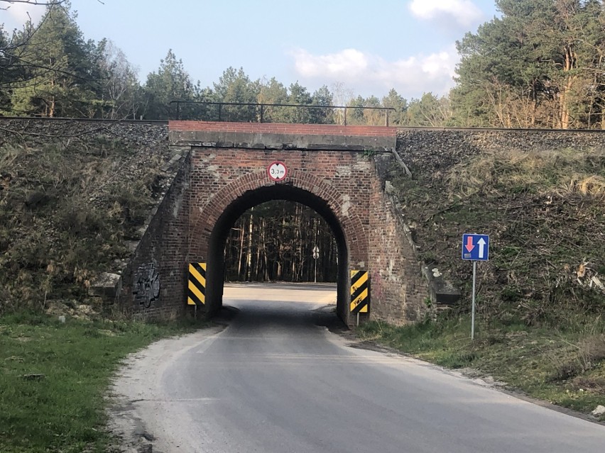 Stary wiadukt kolejowy na ulicy Foluszowej w Zielonej Górze
