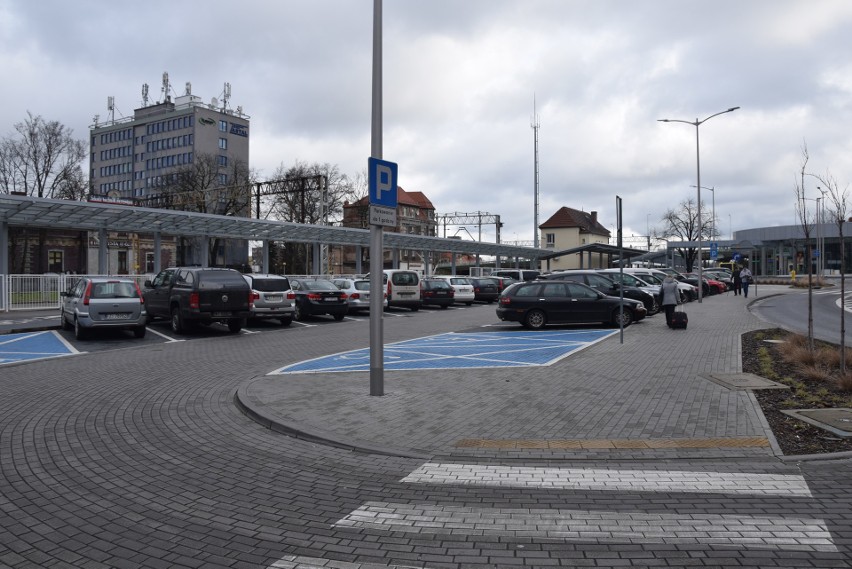 Parkingi przy dworcu PKP w Zielonej Górze objęte strefą...