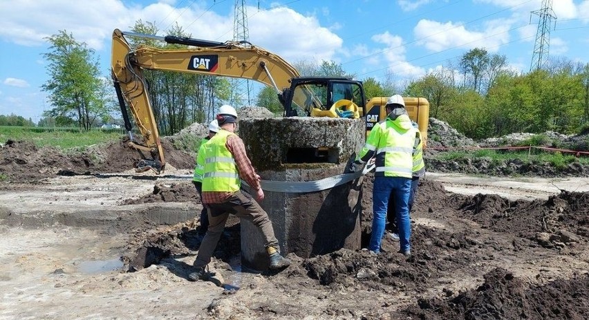 Na budowie obwodnicy Oświęcimia do ekspresowej S1 drogowcy...