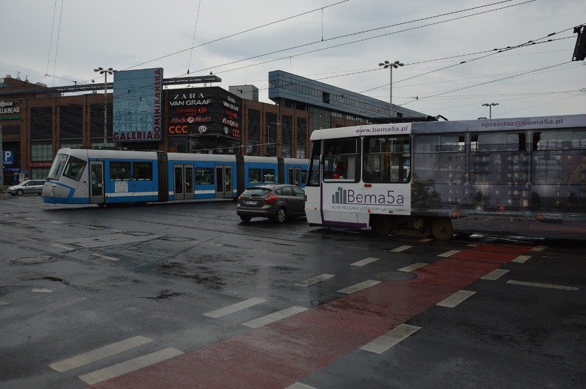 Wykolejenie tramwaju na ul. Piotra Skargi, 31.05.2016