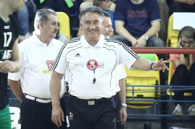 Sylwester Strzylak (na pierwszym planie), radomski sędzia siatkarski i prezes Radomskiego Okręgowego Związku Piłki Siatkowej został szefem Komisji Rewizyjnej Polskiego Związku Piłki Siatkowej.