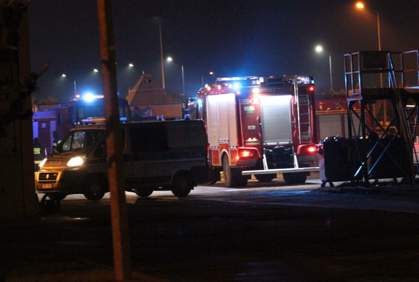 Pożar w Gorzycach. Strażak spadł i został ranny