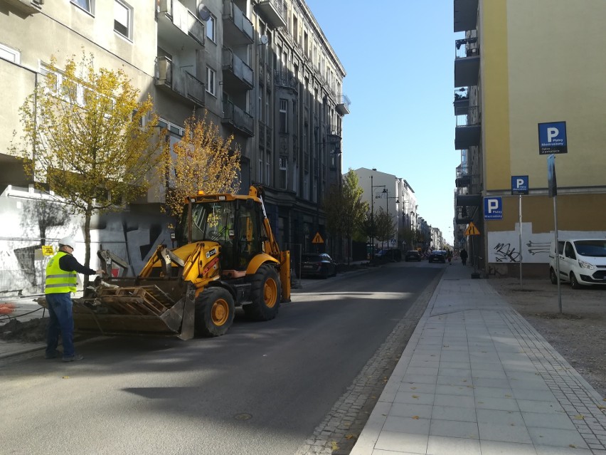 Przeciągający się remont utrudniał życie kierowcom oraz...