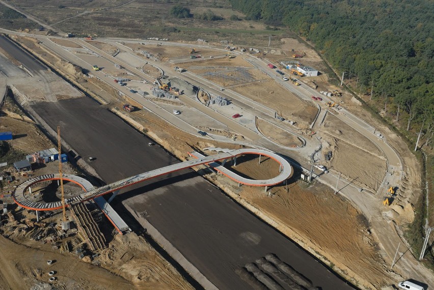 Zdjęcia lotnicze z budowy A4, odcinka węzeł Szarów – węzeł...