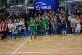 Fantastyczny turniej piłkarski Akademii Radomiaka z Eneą Nowa Energia. Puchary pojechały do Krakowa (Zobacz zdjęcia)