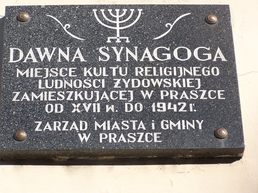 Dawna synagoga w Praszce, dzisiaj dom kultury.