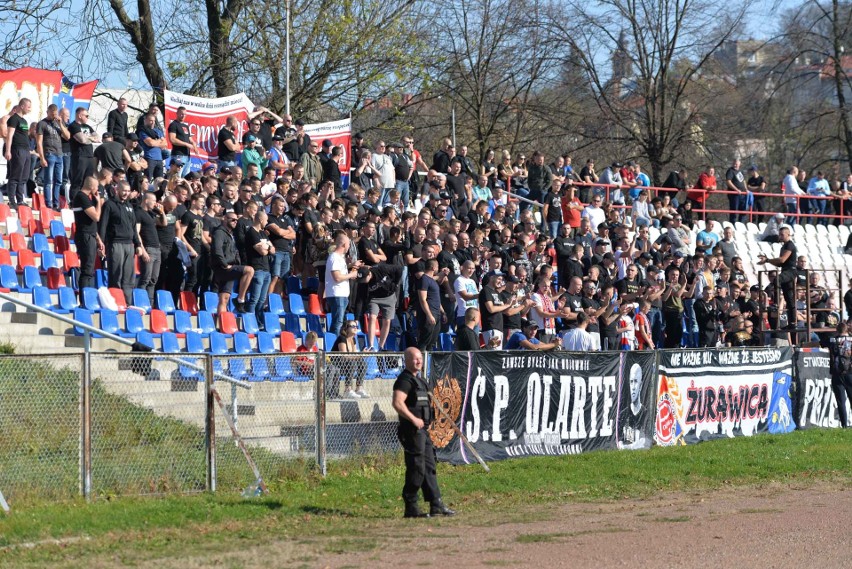 4 liga. Paweł Piątek dał zwycięstwo Polonii Przemyśl nad JKS-em Jarosław [ZDJĘCIA, KIBICE]