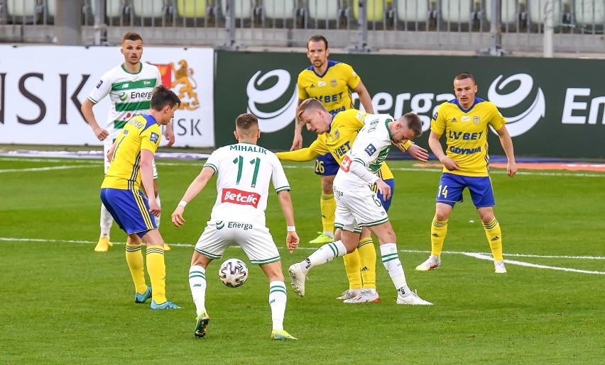 Ekstraklasa SA podzieliła pieniądze za sezon 2019/20. Ile przypadło Lechii Gdańsk oraz Arce Gdynia i jak to klasyfikuje je w lidze?