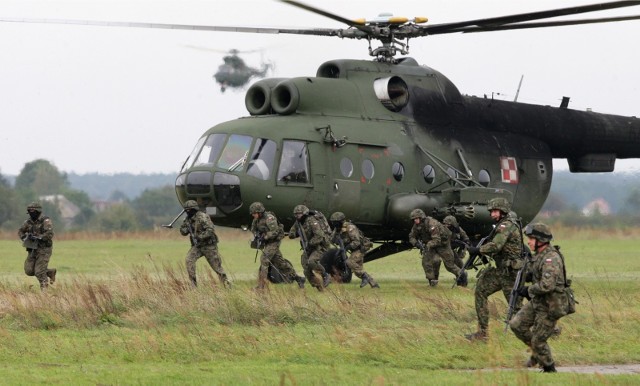 Pod koniec ubiegłego roku w Wojsku Polskim zatrudnionych było 147 259 osób.