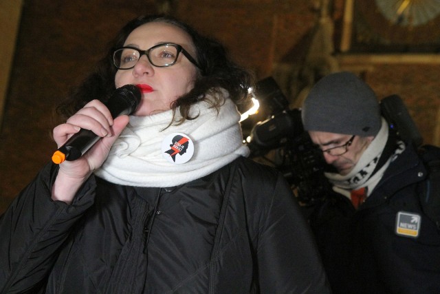 Marta Lempart podczas jednego z protestów.